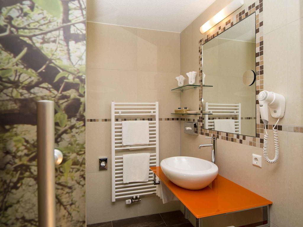 Hotel Neckartal Köngen Extérieur photo