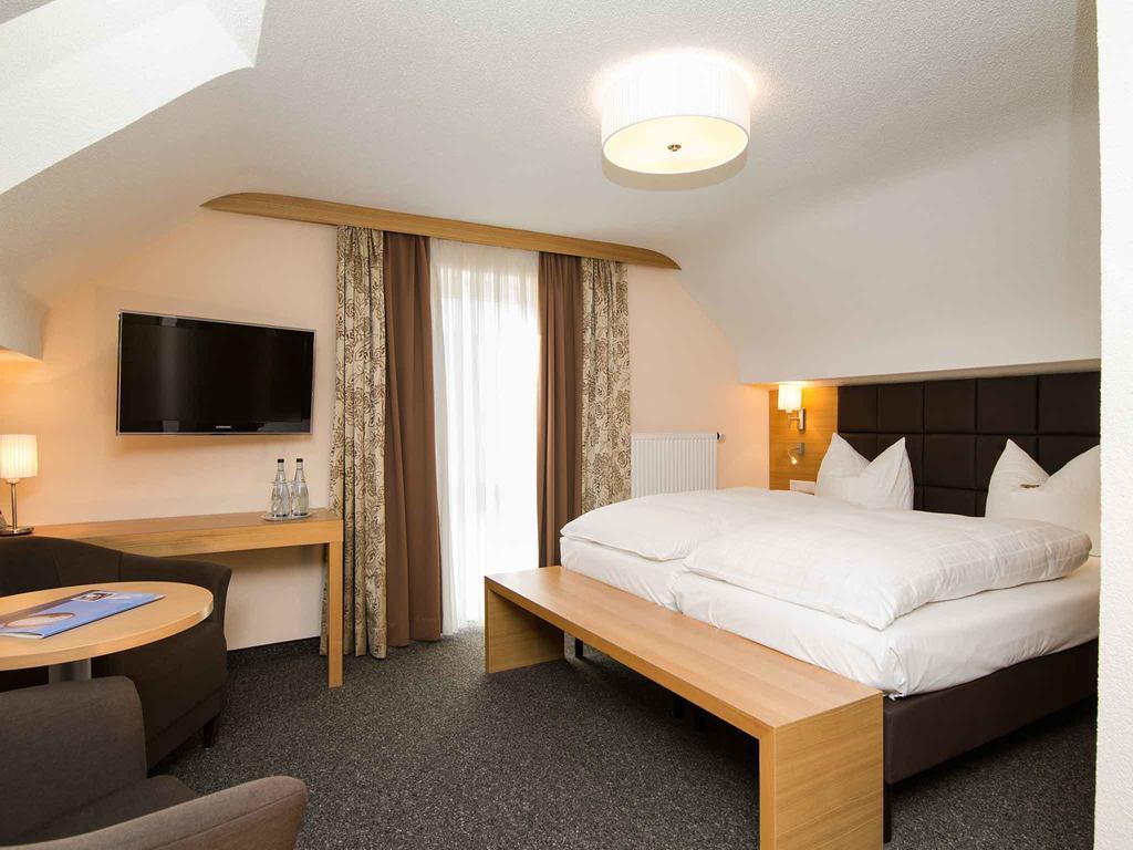 Hotel Neckartal Köngen Chambre photo