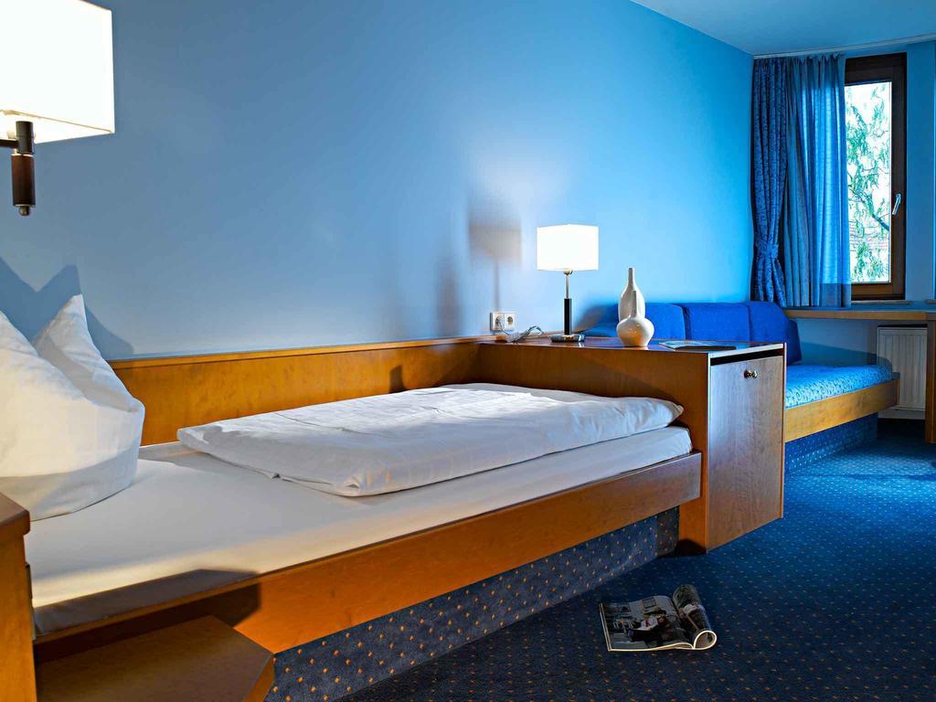 Hotel Neckartal Köngen Chambre photo
